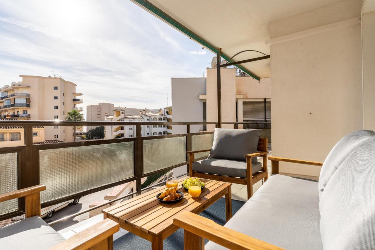 Sea View 2 Bedroom Apartment 2 Min Away From The Beach Torremolinos Luaran gambar