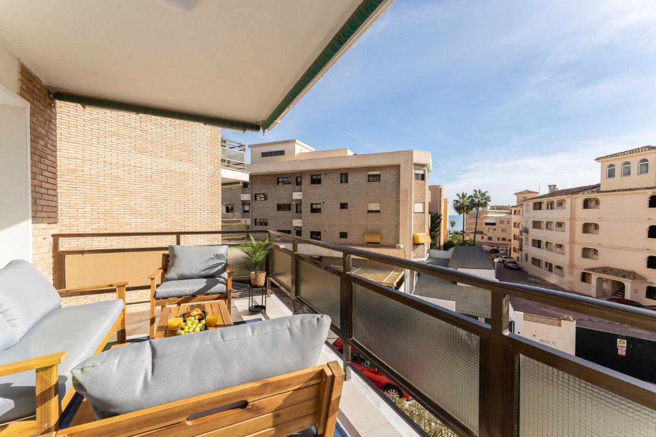 Sea View 2 Bedroom Apartment 2 Min Away From The Beach Torremolinos Luaran gambar
