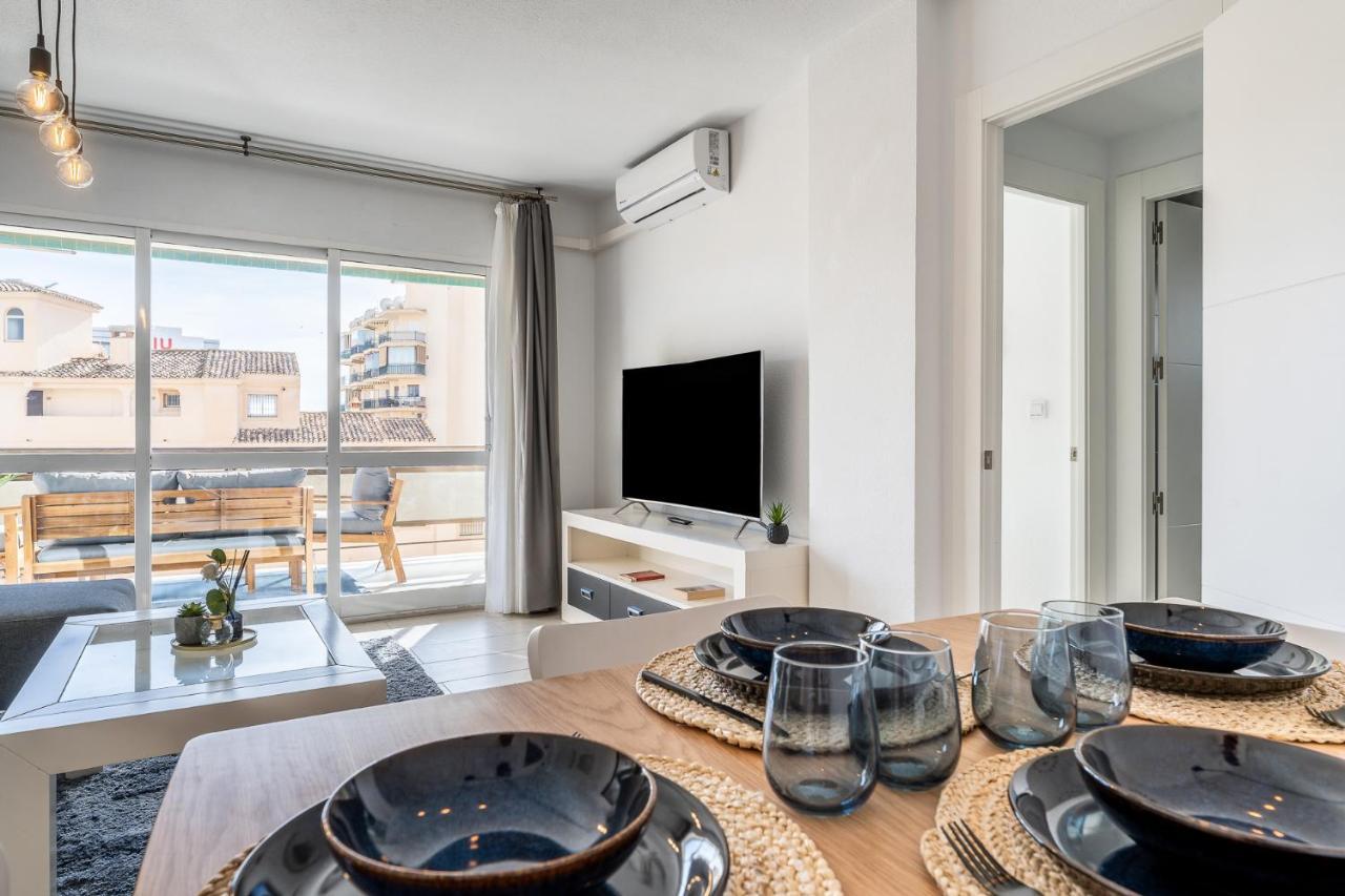 Sea View 2 Bedroom Apartment 2 Min Away From The Beach Torremolinos Luaran gambar